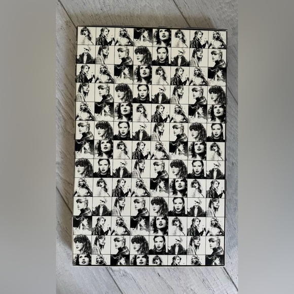 Taylor Swift VIP Box - Picture 5 of 5